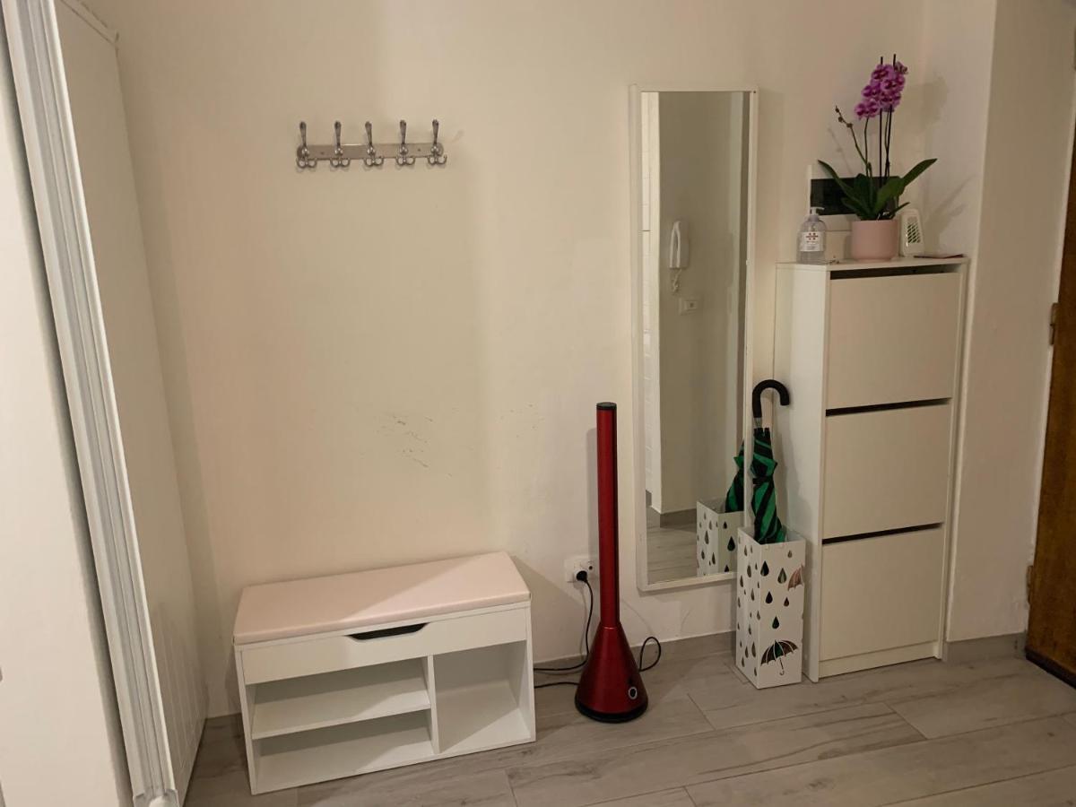 Pisa Train Station Guest House Екстер'єр фото